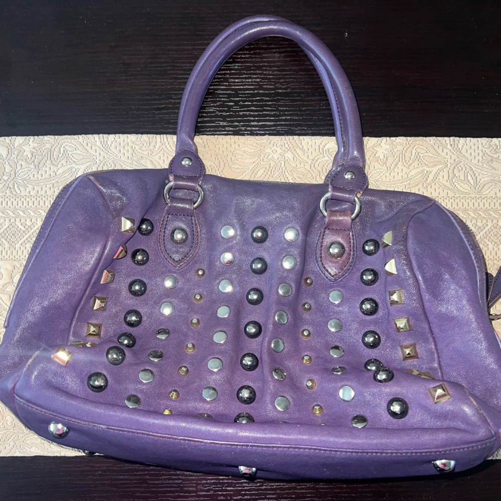 Purple beaded shoulder purse